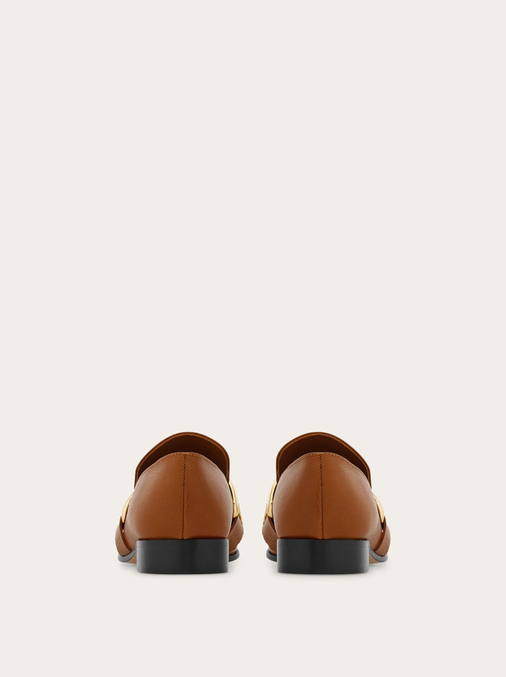 Ferragamo Maxi Vara plate loafer - Image 2